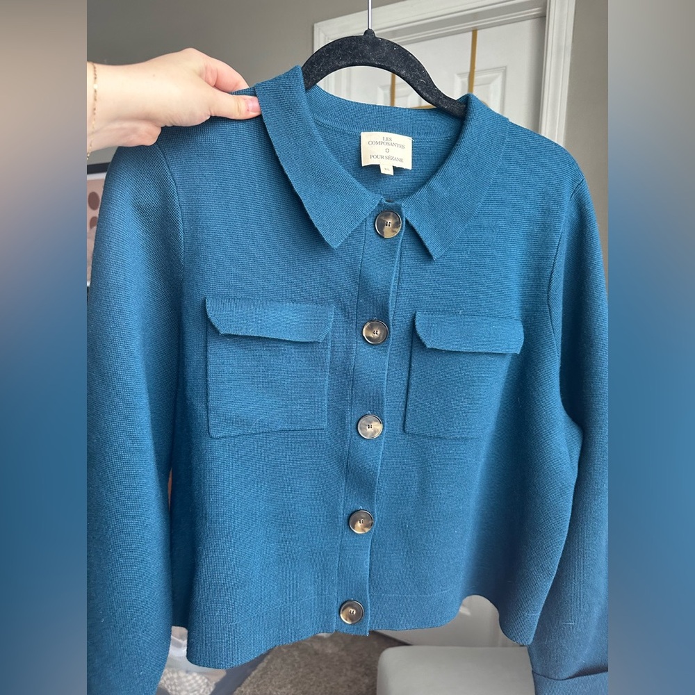 Sezane Blue Cardigan with Structured Silhouette and Modern Design